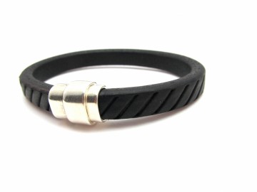 Armband Black Tire