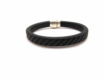 Armband Black Tire
