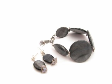 Armband grijze schelp