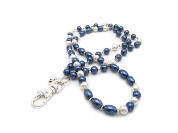 Badge ketting blue pearl