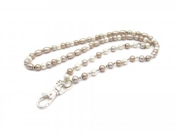 Badge ketting champagne pearl