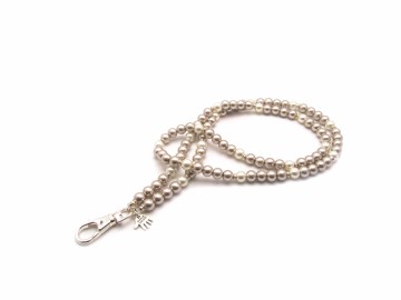 Badge ketting pearl