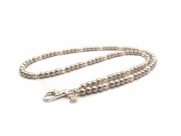 Badge ketting pearl