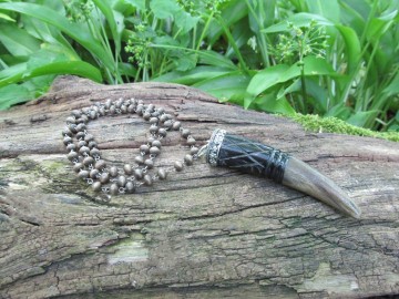 Bosfoto ketting tand