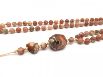 Edelsteen ketting coral red cotton