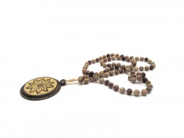 Edelsteen ketting flower