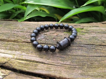 Zwarte mantra sandelwood armband