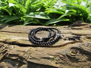 Mala black sandelwood zilver