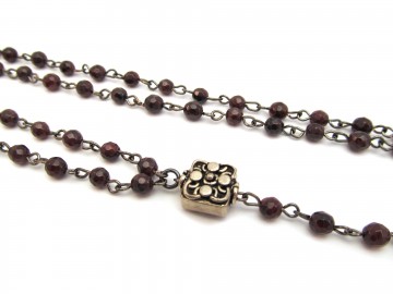 Ketting lakshmi  granaat edelsteen