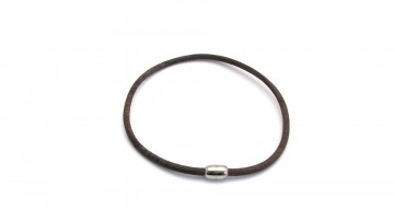 Leren choker