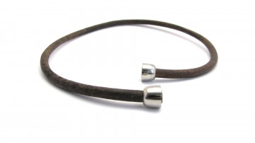 Leren choker