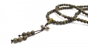 Mala ketting groene sandelhout