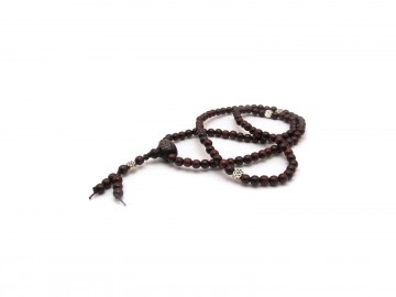 Mala lotus sandelwood
