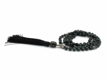 Mala ryoliet edelsteen