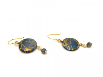 Oorbellen blue noir shell