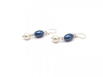 Oorbellen blue pearl
