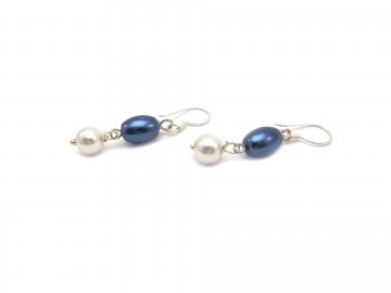 Oorbellen blue pearl
