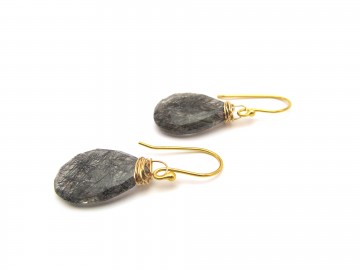 Oorbellen goud edelsteen rutiel quartz