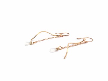 Oorbellen rose moonstone