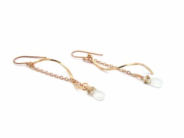 Oorbellen rose moonstone