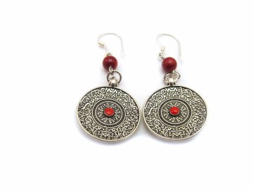 Oorbellen tibetaanse koraal