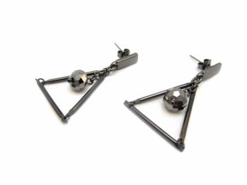 Swarovski® Oorbellen"Black Triangel"