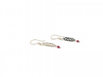 Oorbellen zilver rood