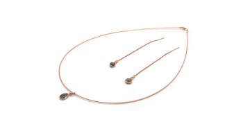 Set blauwe ruwe diamant rose