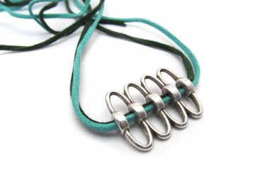 Spiraldonkerheldergroen01 0