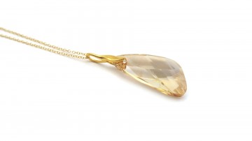 Swarovski wing golden shadow